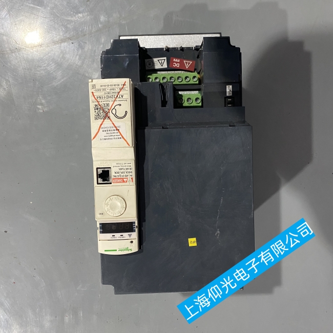 吉林旅游業(yè)施耐德變頻器變頻器OE過(guò)壓故障維修-仰光技術(shù)好